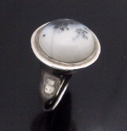 The Genuine Gemstone Company, dendritic agate set silver ring, circa 2013 (Ref S+2069) - Image 4