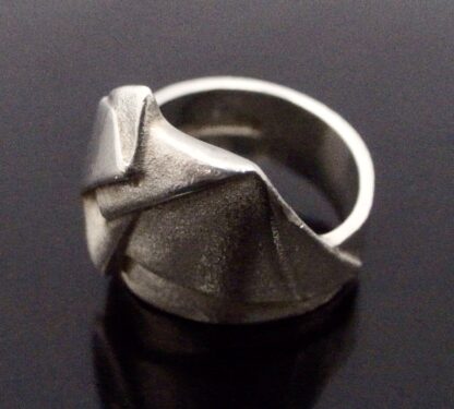 Zoltan Popovits for Lapponia, silver 'Origami 62' ring, Finland, 2007 (Ref S+2140) - Image 5