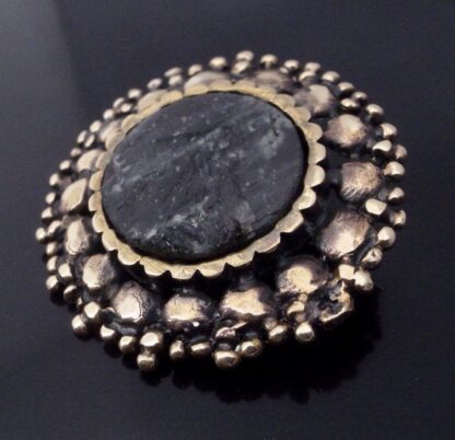 Reino Olavi Saastamoinen, spectrolite set bronze brooch, Finland, circa 1970 (Ref S+2216) - Image 2