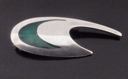 Reeslev Design, dark green enamel and silver brooch, Denmark, circa 1965 (Ref S+2182HH)