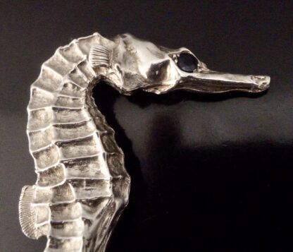 Tony and Susan Appleton, sapphire set heavy silver seahorse brooch, London, 2000 (Ref S+2446) SOLD - Image 4