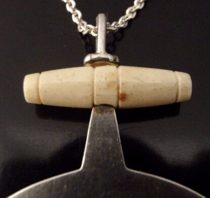 Jens Tage Hansen, bone and silver 'Ulu' pendant, Denmark, circa 2000 (Ref S+2214) SOLD - Image 4