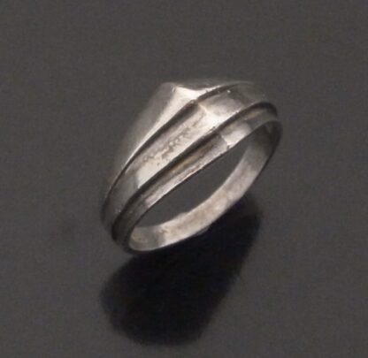 Unknown maker, silver ring, Scandinavia, circa 1990 (Ref S+2226)