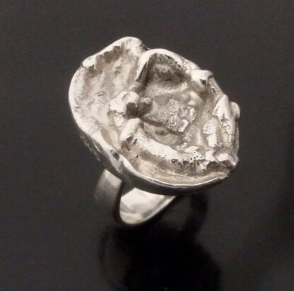 Kirsten Fjord, silver brutalist ring, Denmark, circa 1985 (Ref S+2230)