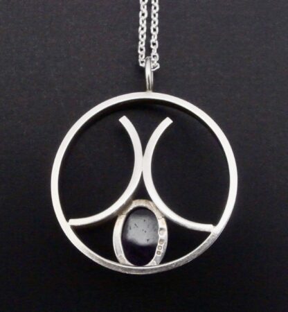Malcolm Gray, amethyst set silver pendant on a chain, Edinburgh 1975 (Ref S+2253) - Image 4