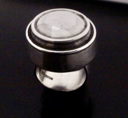 Saara Hopea-Untracht for Ossian Hopea, silver ring, Finland, 1971 (Ref S+2292) - Image 3