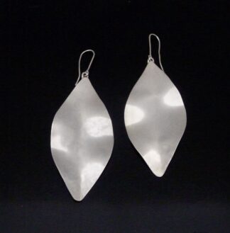 Tamizan Savill, pair of large silver 'leaf' drop earrings, London 1996 (Ref S+2348) SOLD