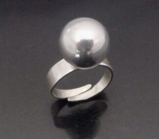 Hermann Siersbol, large silver bead ring, Denmark, circa 1970 (Ref S+2384)