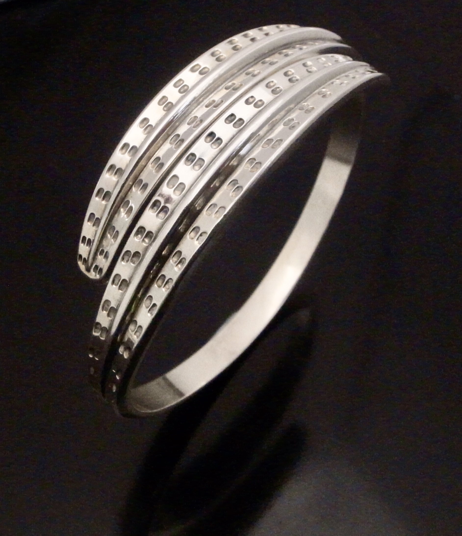 David-Andersen, silver 'Saga' bangle, Norway, circa 1965 (Ref S+2365) SOLD - Image 2