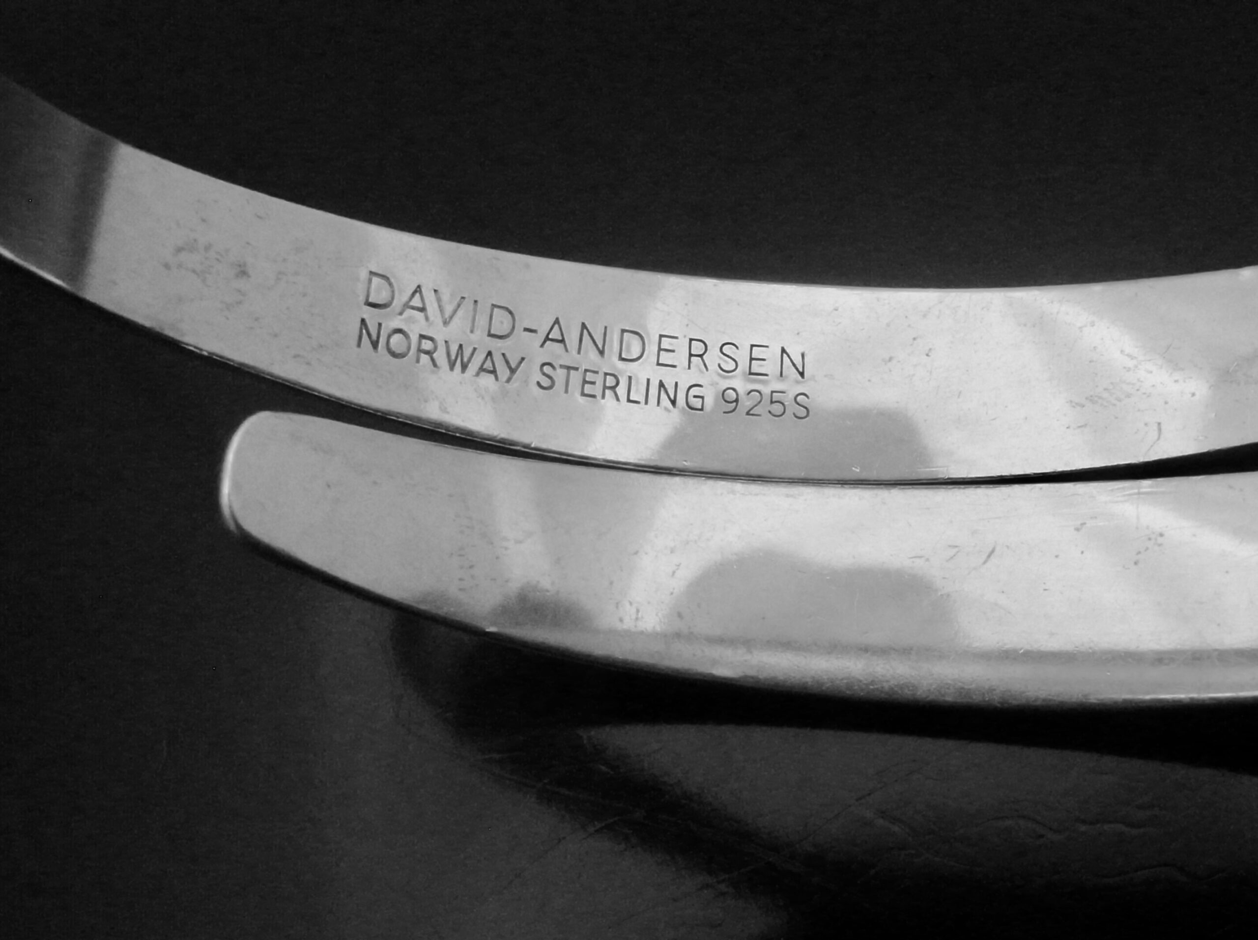 David-Andersen, silver 'Saga' bangle, Norway, circa 1965 (Ref S+2365) SOLD - Image 6