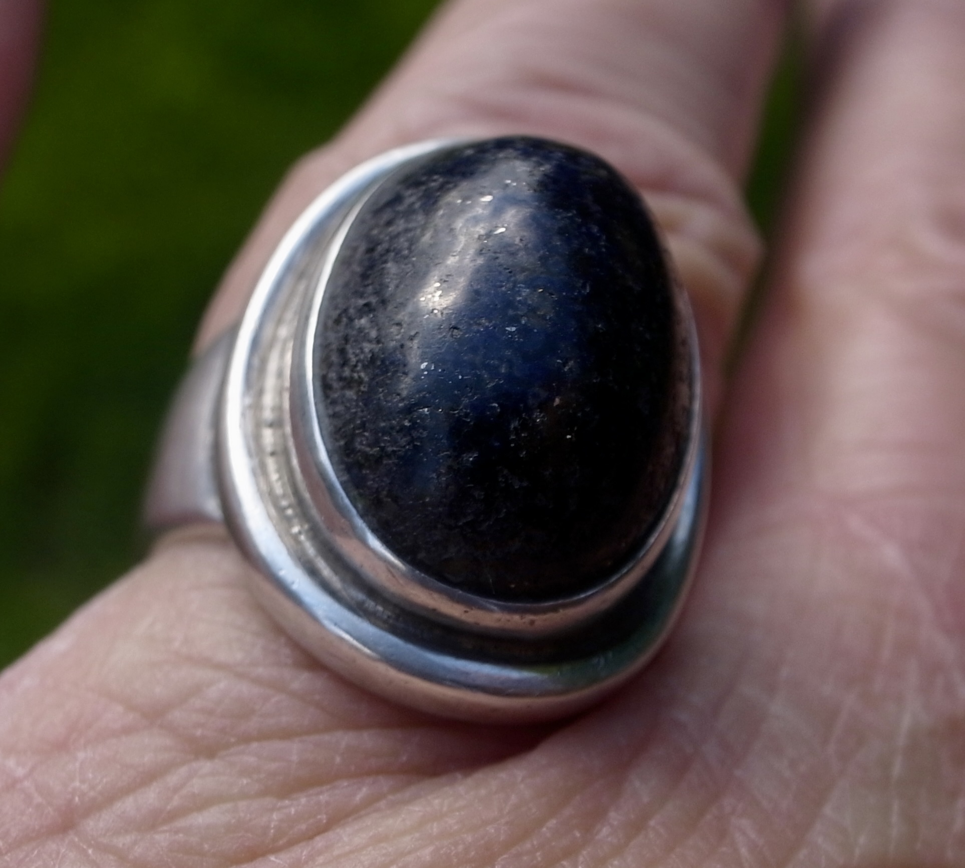 Harald Nielsen for Georg Jensen, lapis lazuli set silver ring, No.46A, Denmark, 1976 London import marks (Ref S+2397) - Image 14