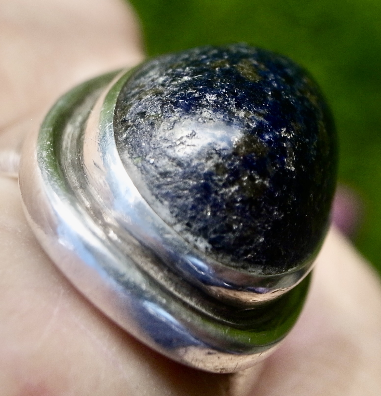 Harald Nielsen for Georg Jensen, lapis lazuli set silver ring, No.46A, Denmark, 1976 London import marks (Ref S+2397) - Image 17