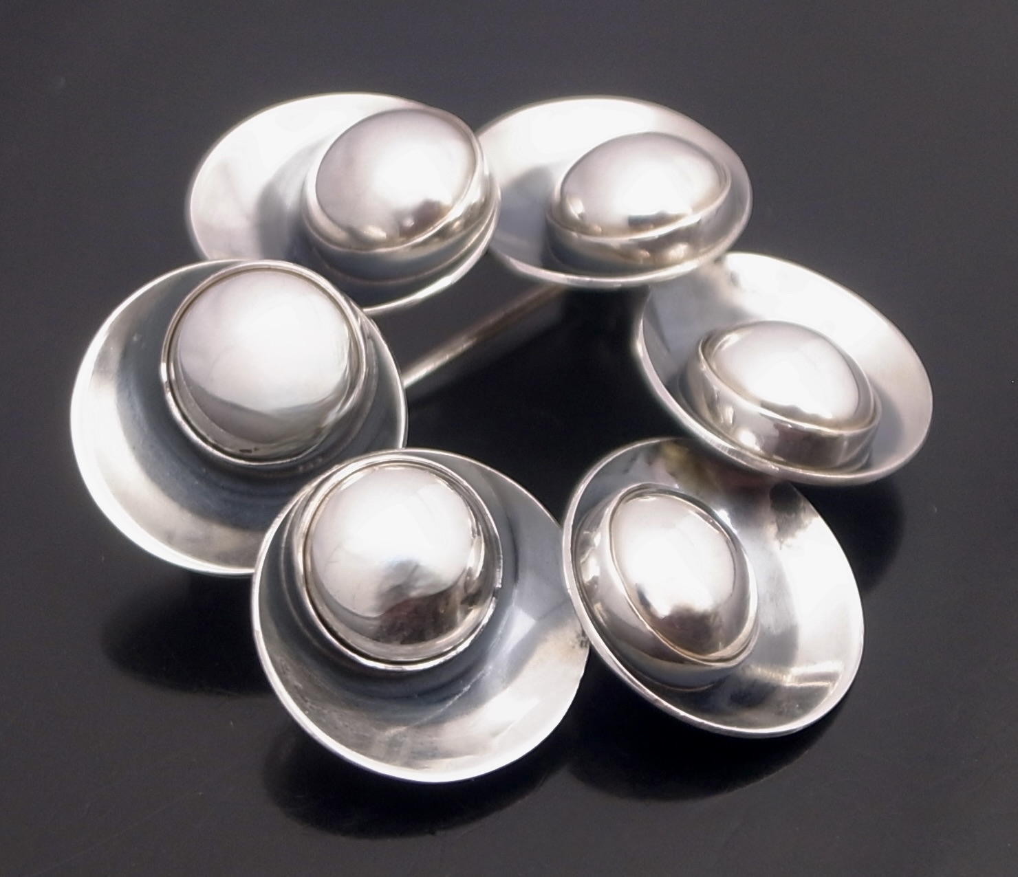Niels Erik From, silver brooch, Denmark, 1973 London import marks (Ref S+2402) SOLD - Image 2