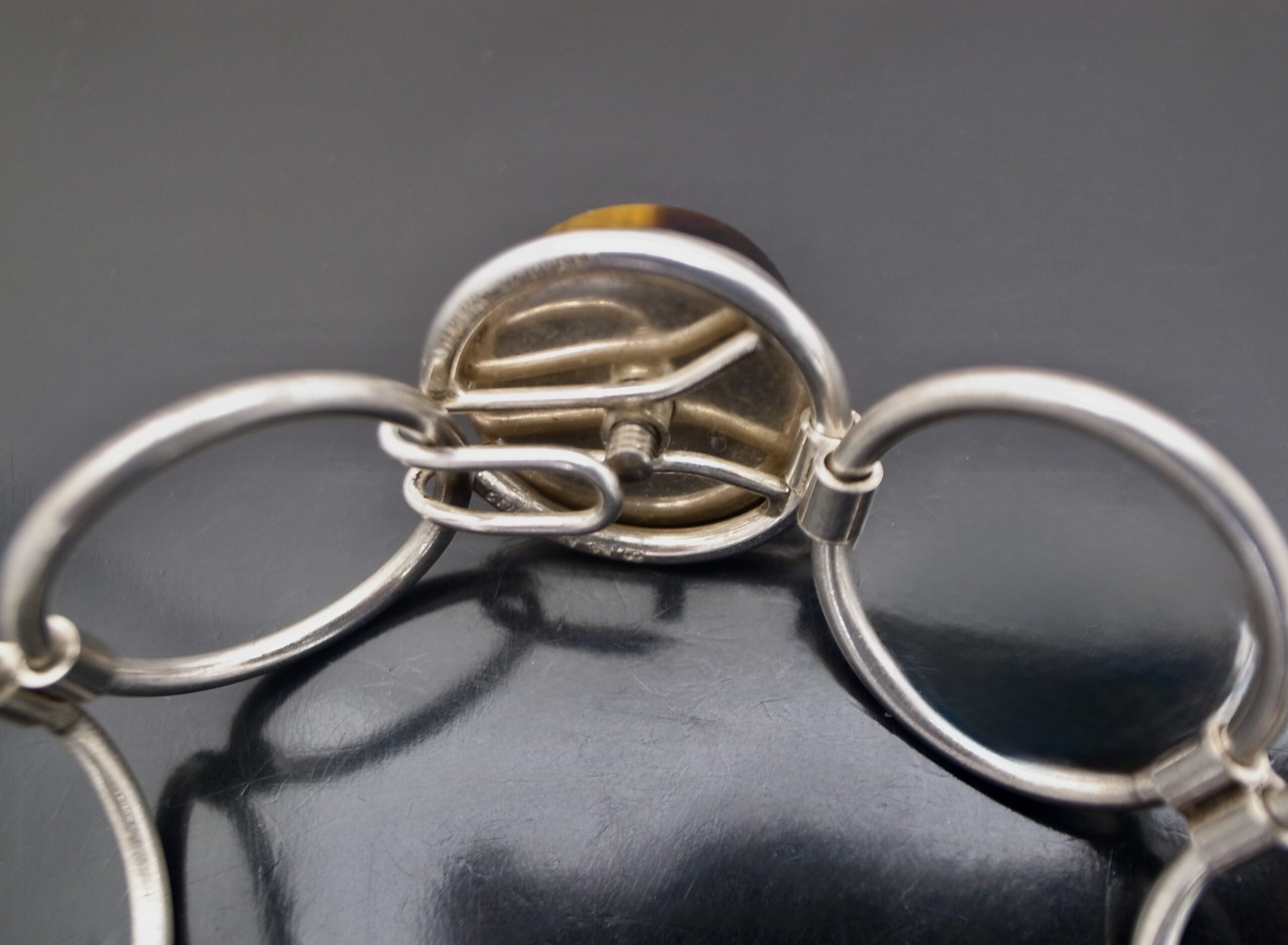 Bent Knudsen, tiger eye set silver bracelet, Denmark, circa 1965 (Ref S+2387) SOLD - Image 5